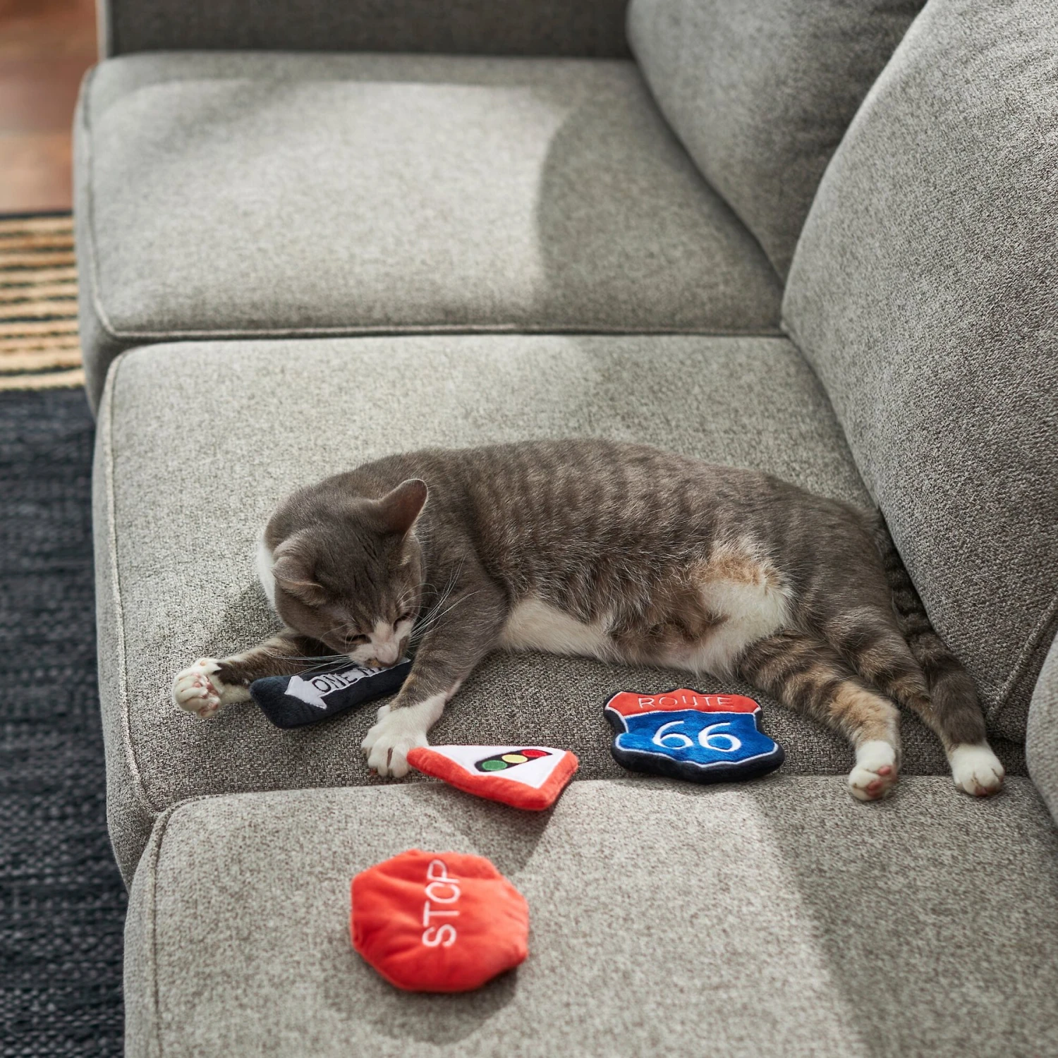 Frisco Road Trip Traffic Signs Plush Cat Toy With Catnip 3 Frisco Road Trip Traffic Signs Plush Cat Toy With Catnip - Image 3